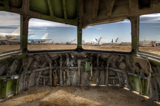 Illustration for article titled Silent scenes from the airplane graveyards of the American Southwest